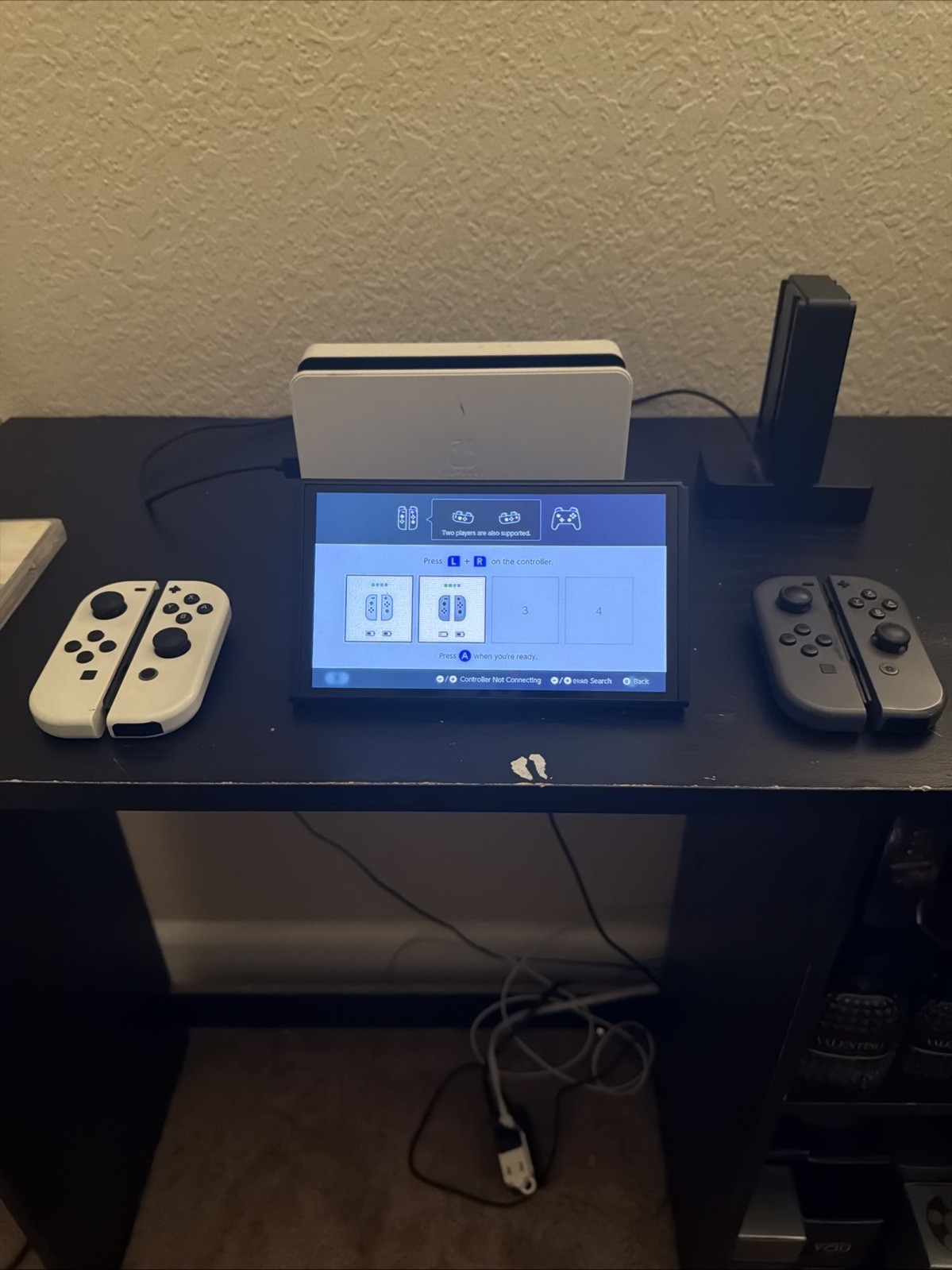 Nintendo Switch OLED - Extra Joy-Cons + Free Games Bundle + Joy-Con Dock