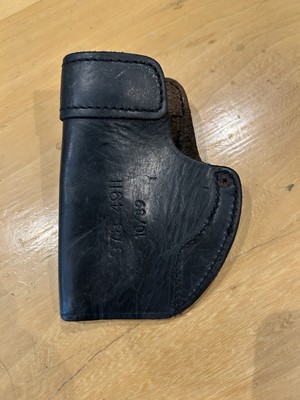 Sehr seltenes original Ex SBS Ausgabe verdecktes Leder Gürtelholster für Browning 9 mm 1989