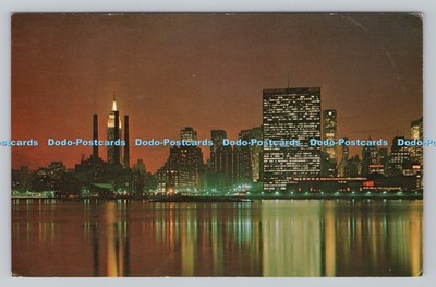 R807650 United Nations and Empire State Building. Nester Karte und Guide. New York