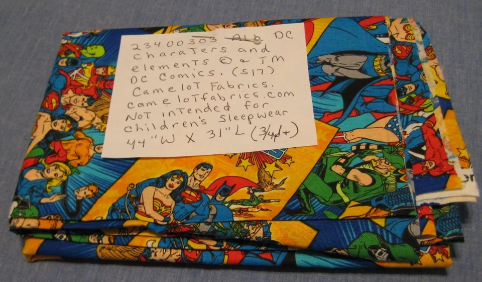 CAMELOT LICENSED FABRIC, DC COMICS, SUPERHERO CHARACTERS, 23400303 3/4 + YDS, - Image 3 of 4