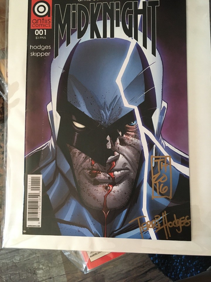 Antis Comics Midnight#001 Hand Signed Tom Hodges Pristine Authentic Comic Art