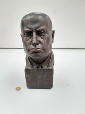 statue  Benito Mussolini Duce