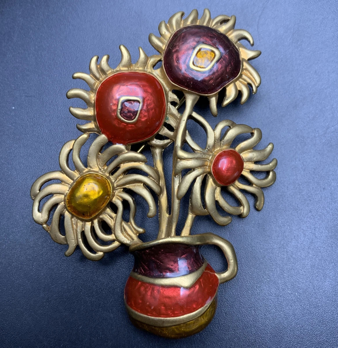 Yves saint laurent brooch deals pin
