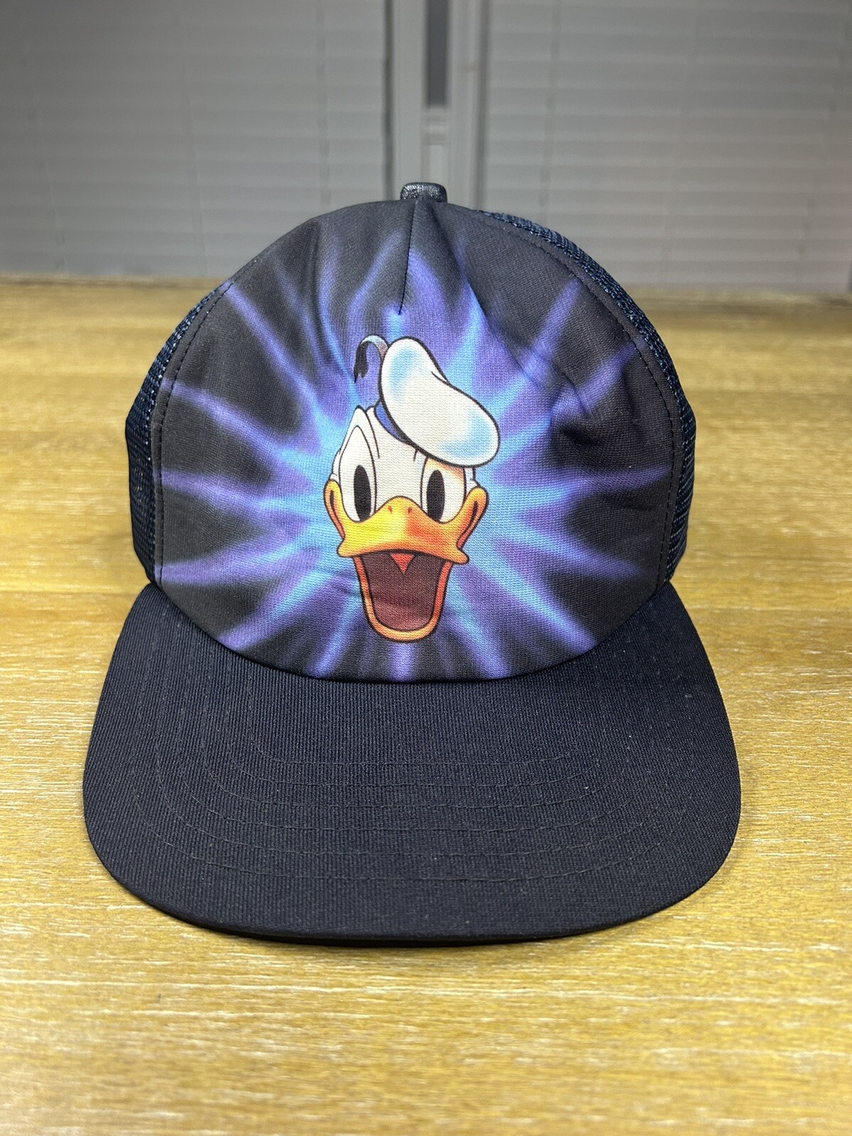 Vintage New Era Walt Disney Donald Duck Mesh Trucker Hat Snapback
