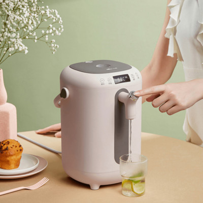 Bear Electric Water Kettle Electric Thermo Pot Boiler  101oz / 3 Liters. PINK