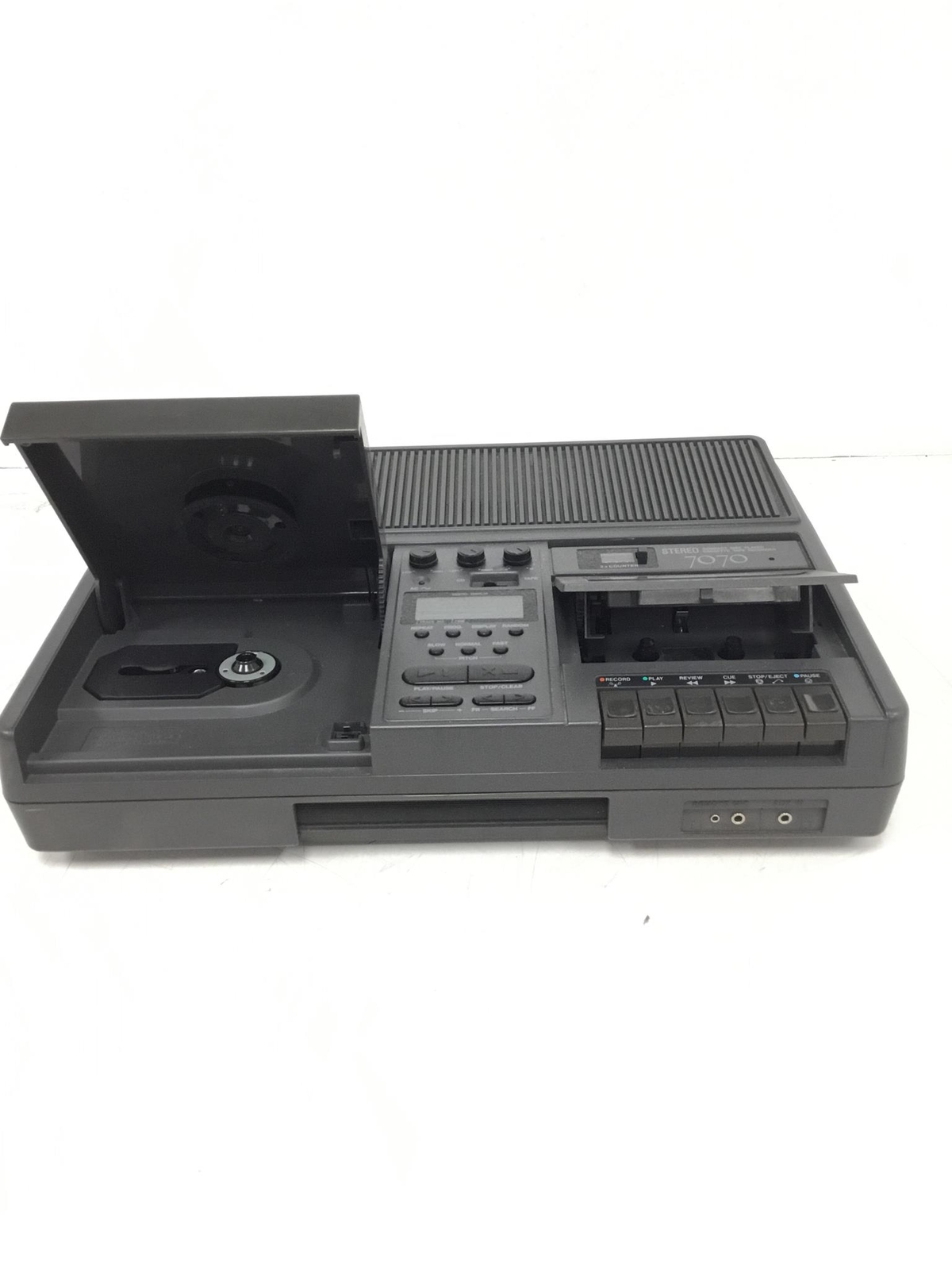 Eiki 7070 Portable Compact Disc Player (CD) / Cassette Tape Recorder