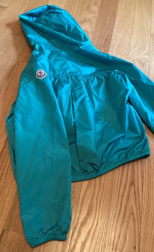 Moncler Rain Jacket. Girls, Kids. Green With Ruffles On The Front, Hood. Size 14 - Picture 8 of 12