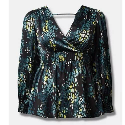 NWT Torrid Green Satin Surplice Tie Open V Back Long Sleeve Blouse Size 3X - Picture 4 of 11