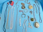 vintage to modern lot jewelry costume 15 necklaces/chains 3 earrings Callejero