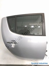 Porte arrière et accessoires Mitsubishi L200
