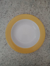 Maxwell & Williams. Gourmet Colours. Rimmed S...