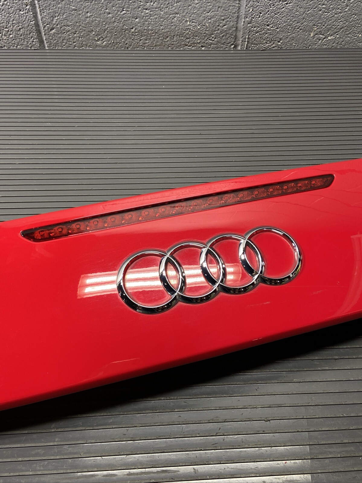 2011-2015 Audi R8 Spyder Rear Bumper Panel Trim W/ Brake Light OEM *NOTE*
