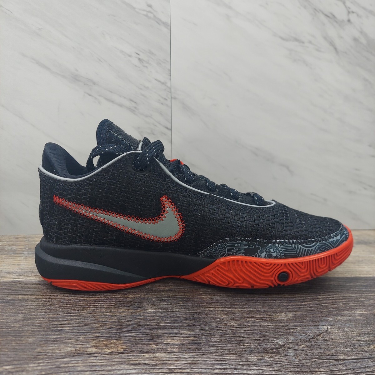 Nike Lebron XX 20 Black Basketball GS Black Red DQ8651 001 Size 5Y