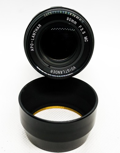 Voigtländer APO Lanthar 90mm 1:3,5 Telephoto for Leica-M Bayonet caps & sunshade - Picture 8 of 13