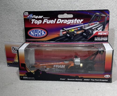 Auto world NHRA U.S. ARMY TONY SCHUMACHER 4 marce slot auto top dragster carburante D4 - Foto 2 di 5