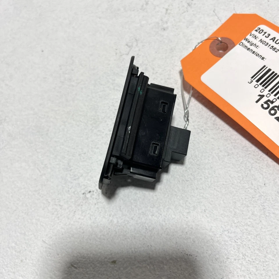 AUDI A8 QUATTRO 2013-2018 PUERTA TRASERA PUERTA LEVADIZA BOTÓN INTERRUPTOR LIBERACIÓN OEM Foto 3 de 4