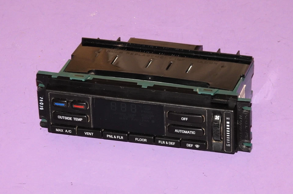 Lincoln Mark VIII 1995-96 OEM UNIDAD DE CONTROL DE CLIMA ELECTRÓNICO - F5LH-19C933-AE Foto 2 de 4