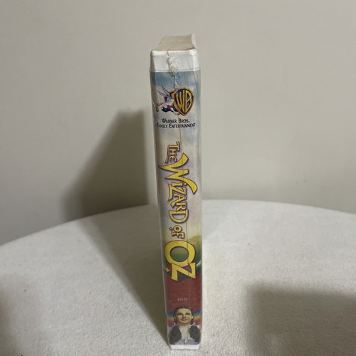 Sealed VHS The Wizard of Oz Video Tape Clamshell Case Warner Brothers - Picture 4 of 6