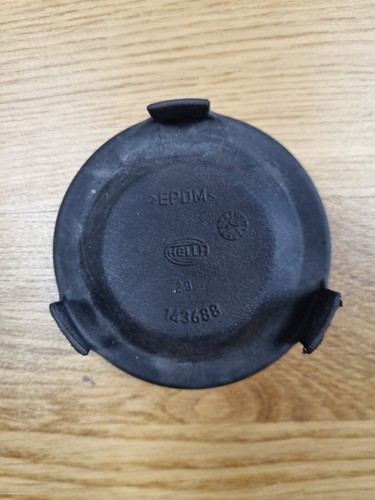 Deckel Kappe Abdeckung Scheinwerfer Rechts 143688 Opel Omega