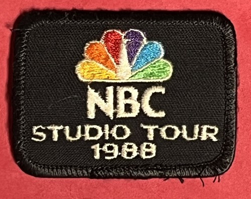 1988 Patch NBC STUDIO TOUR Rainbow Peacock Burbank (CA) Embroidered Used - Picture 1 of 1
