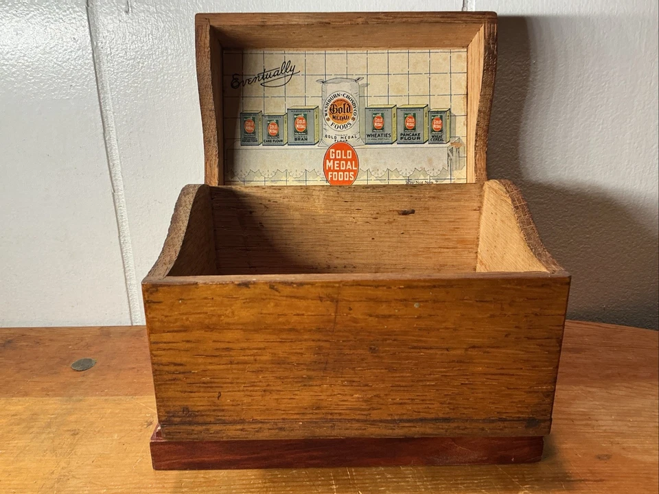 De colección, harina medalla de oro, caja de recetas de madera “recetas de servicio a domicilio” construcción cola de milano Foto 2 de 4