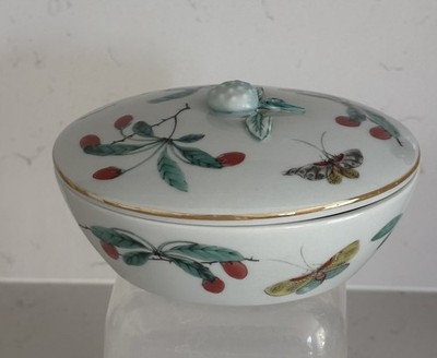 Mottahedeh Famille Verte Oval Covered Box Lid K'ang Hsi Chinese Export Porcelain