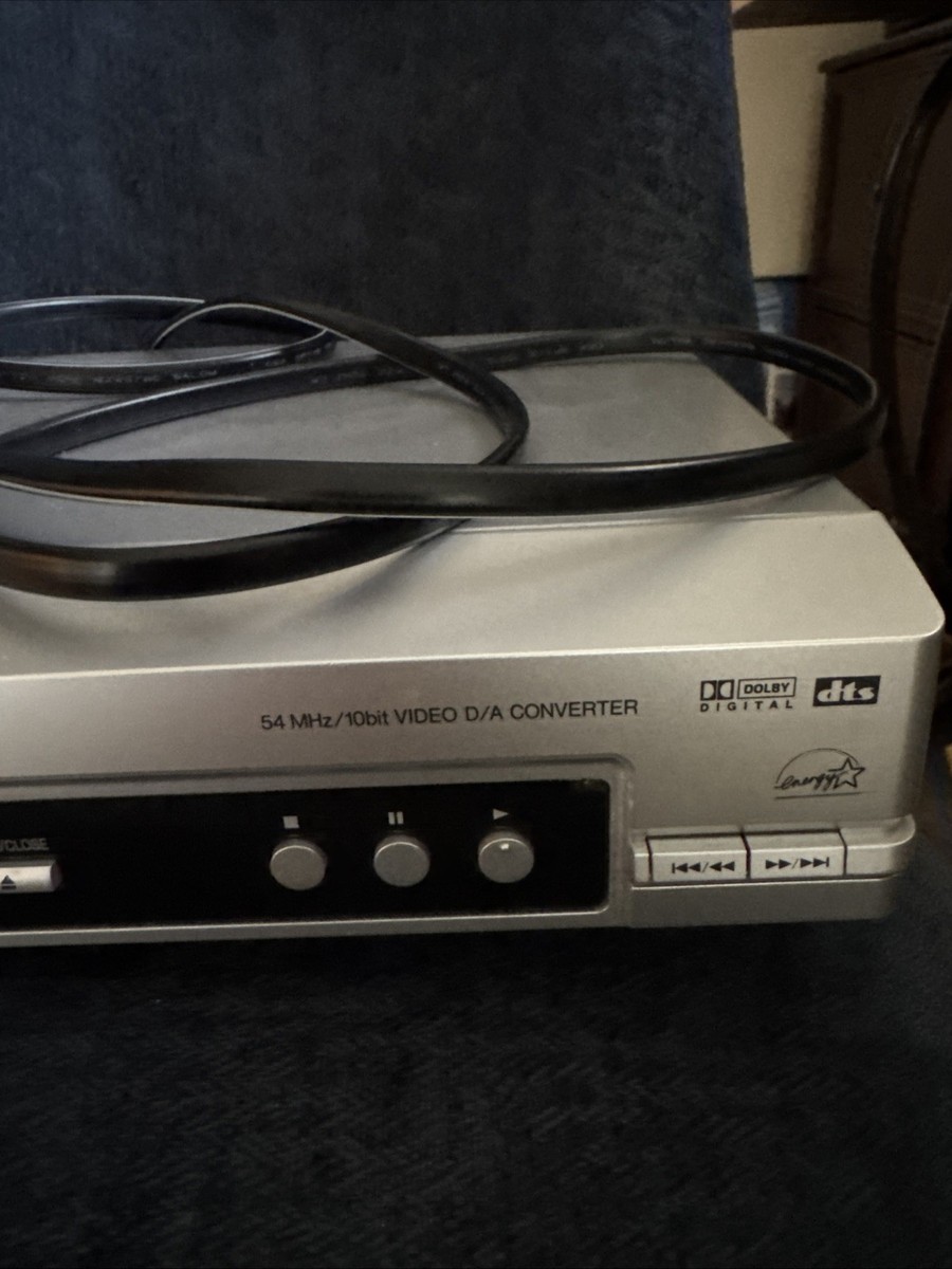 Panasonic DVD-S25 Progressive Scan DVD/CD Player w/ Remote & power