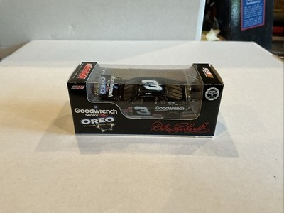 DALE EARNHARDT SR #3 2001 GM Goodwrench OREO 1/64 Action MONTE CARLO CAR in Box!