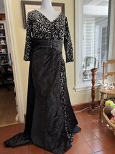 Gorgeous Black Wedding Gown With Sequins /Corset Back Fasten And Train - Size 12