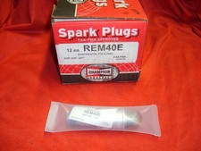 Champion REM40E Aviation Aircraft Spark Plug Cessna Piper Lycoming Pratt Whitney