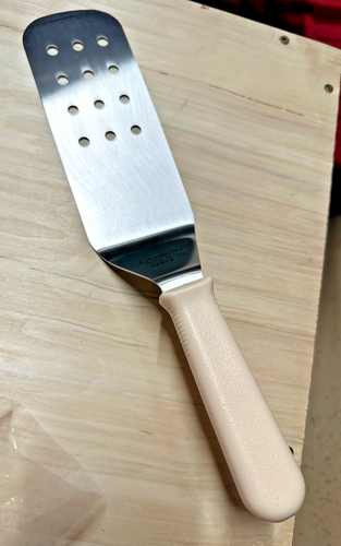 Lamson Perforated Flexible Turner Spatula - Thumbnail 4