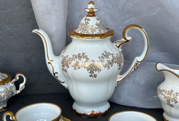 Weimar German White Katharina 14015 Tea/ Coffee Set 17Pieces