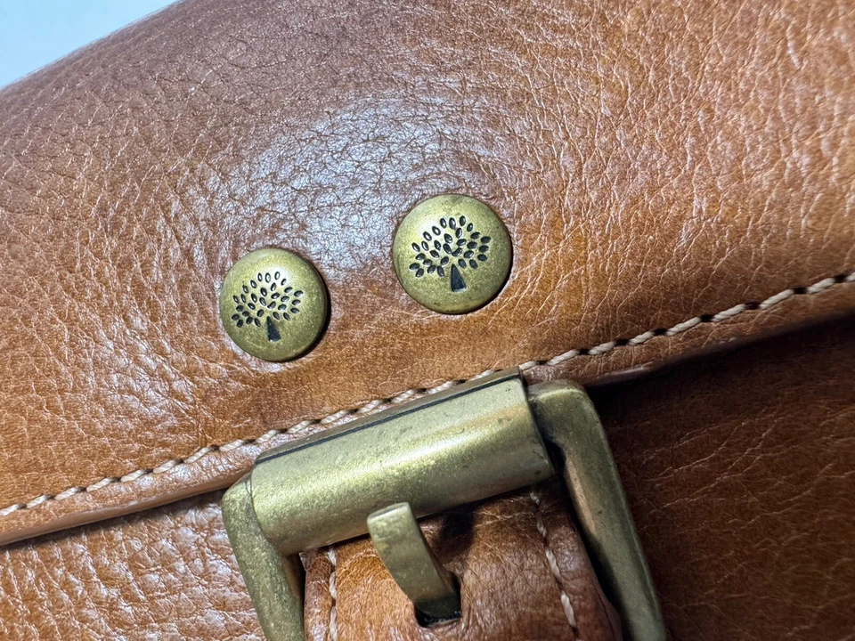 Cartera De Colección Mulberry Bi Plegable Cuero Marrón Cierre a Presión (102) Foto 2 de 4