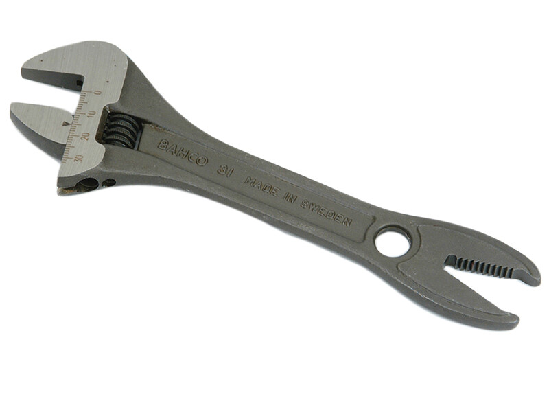 Bahco 31 Black Adjustable Wrench 8IN | Quick adjustment and strong gripping power | Hardened teeth for durability | Comfortable handles | Ideal for pipework - Image 4