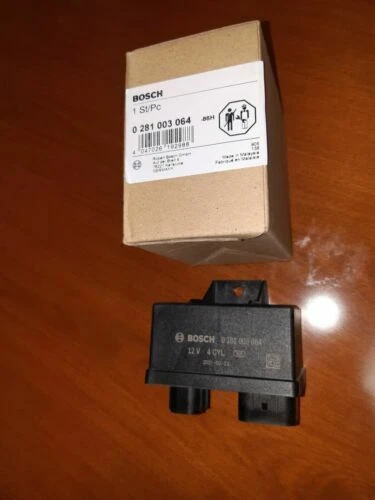 ECU e moduli di computer centraline neri Bosch per auto