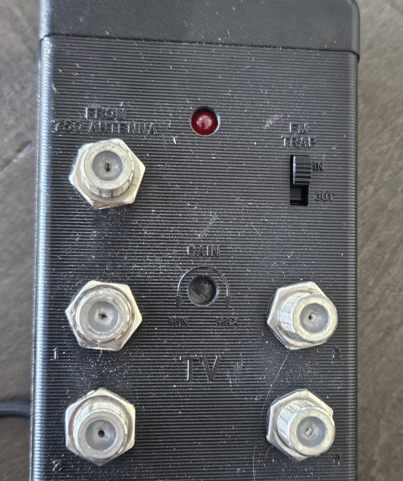 Archer Radio Shack 75 OHM 4 Set Distribution Amplifier Cat No 15-1107 - Image 4 of 4