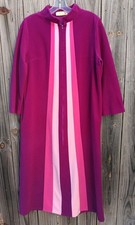 Vtg 70s JC Penney Velour Front Zip Robe 14 Fits L Purple Majenta Pink