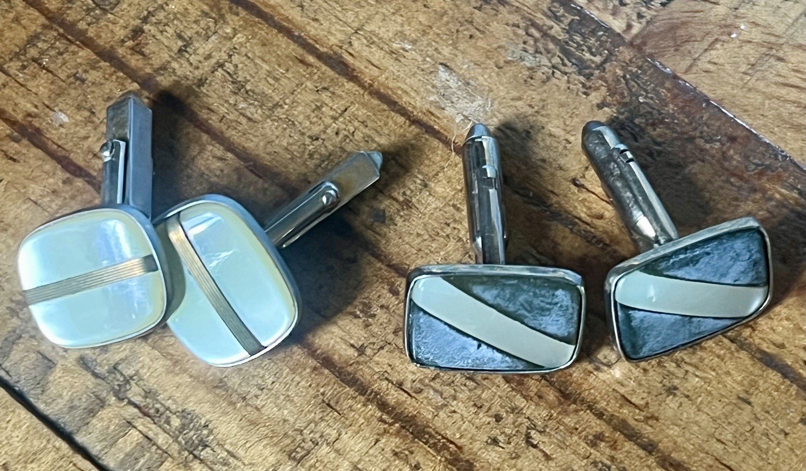 Old Cufflink  box and cufflinks ‘ A stud in the b… - image 7