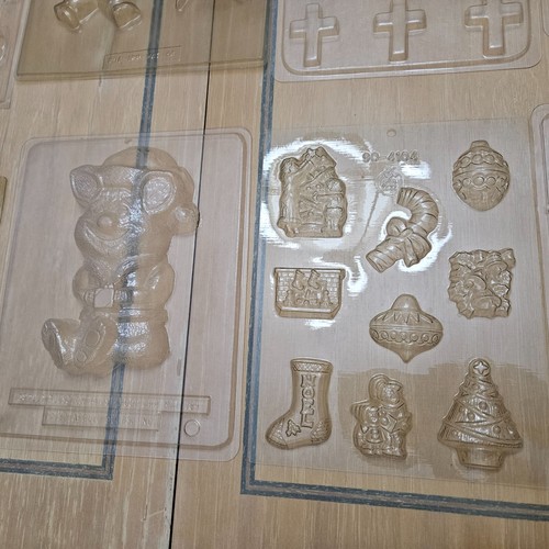 34 Vtg Assorted Chocolate Candy Molds & Lollipop Molds - Picture 14 of 23