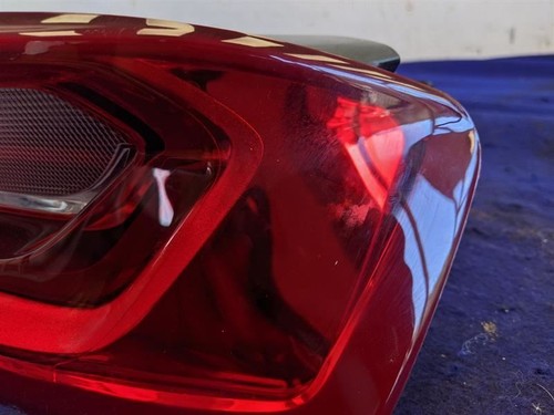 2016-2018 Chevrolet Camaro LS LT SS Passenger Taillight Lamp Lens New Take Off - Foto 6 di 12