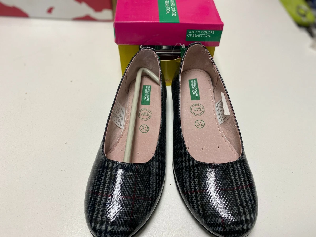 Benetton shop leather shoes