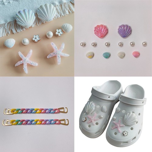 Une Illustration à L'aquarelle De Coquillages Et D'étoiles De Mer