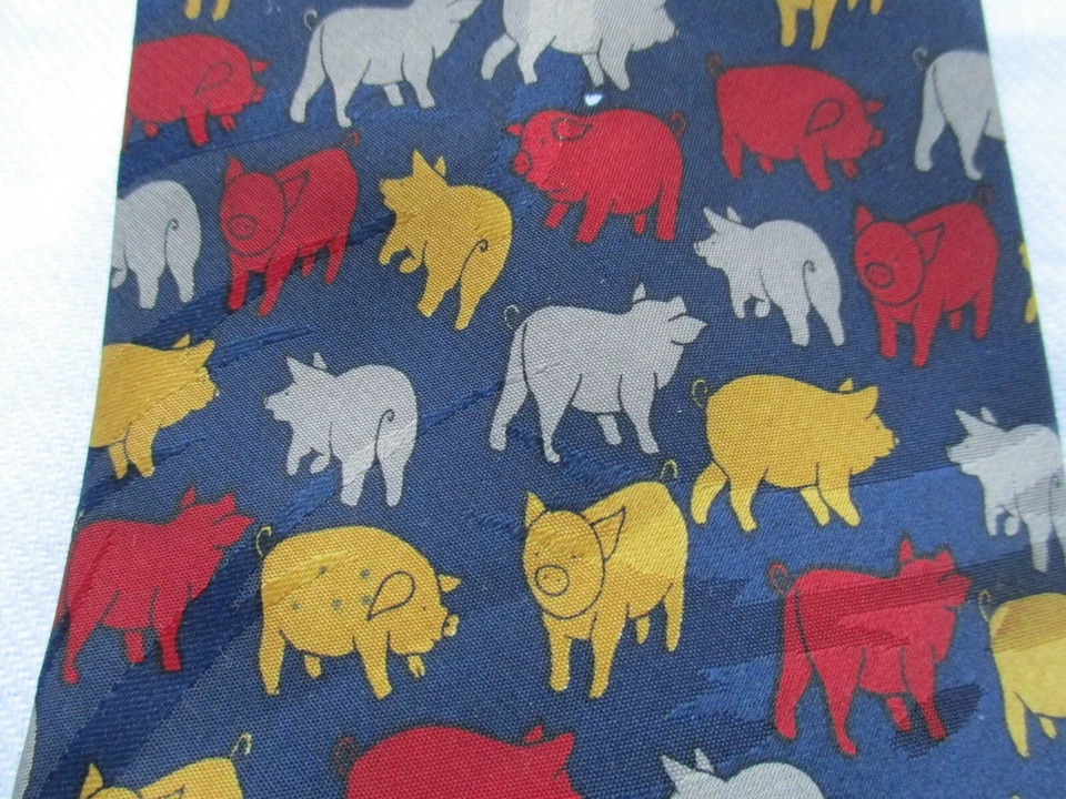 Vicky Davis 1995 Pigs Mens Neck Tie 100% Polyester measures 140cm Preowned. Foto 2 de 4