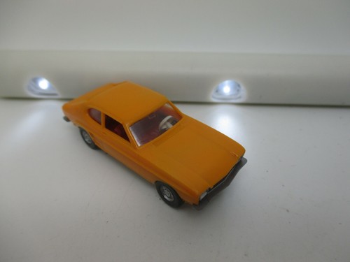 Wiking: Ford Capri, hellorangegelb, Saure HB 436/1A, weißes Lenkrad (Schub507)