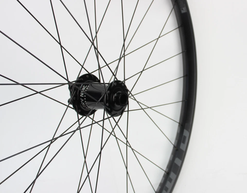 WTB KOM Light i25 INDUSTRY NINE 15x100mm 27,5 Zoll MTB Laufrad vorne 6 Loch 650B - Bild 3 von 4