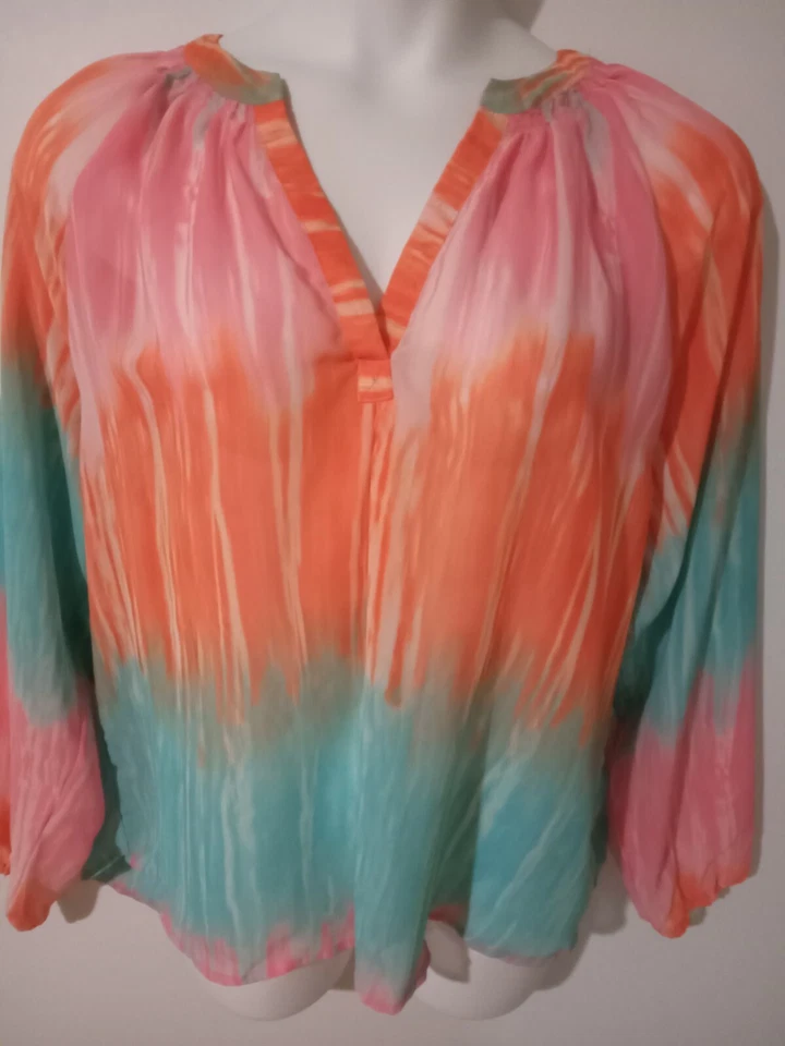 Blusa de gasa SHENANIGANS para mujer 3X Plus estampado colorido pulóver camisa cuello en V Foto 2 de 4