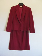 Pendleton-2 Piece Suit-Jacket Skirt- 100 Wool - Burgundy Red-Size 4/6