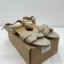 Signature Journee Collection Women s Starlee Slip On Flats, Size 8 Taupe