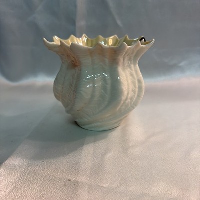 Vintage Belleek Delicate Pot / Planter, Ireland, 7.25'' diameter, 5'' high