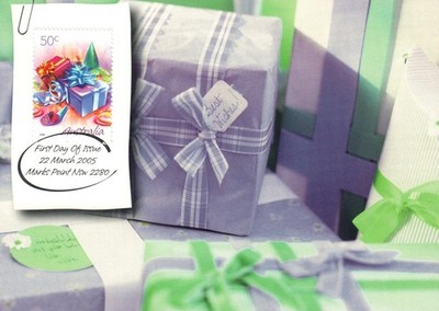 2005 Wrapped Parcel Gifts POSTCARD Maxicard FDI 50c Stamp Cancelled Marks Point